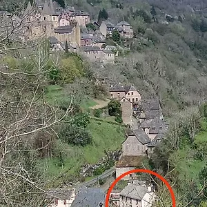 Le Castellou , Conques Francia